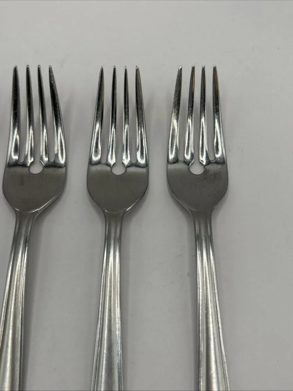 4 Salad Forks Mikasa Gerald Patrick CLASSICO SATIN 18/8 Stainless Korea 6 3/8